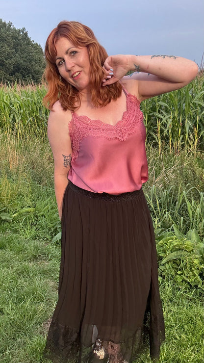 Elegant Edge Top - plum
