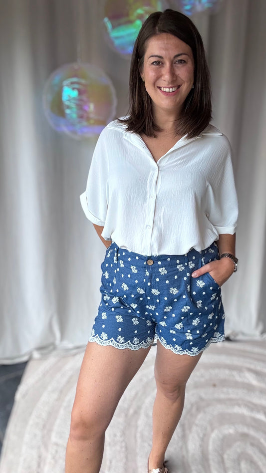 Breezy bloom short